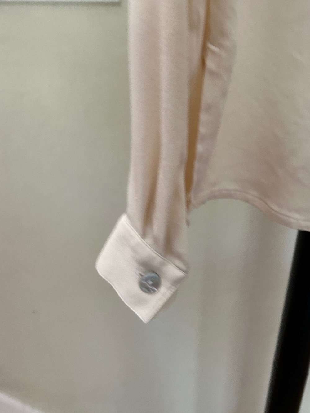 100% Silk Wrinkle Resistant Button-up Long Sleeve Soft White Ivory Shirt - Picture 9 of 15
